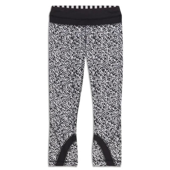 Lululemon Women's Pace Pusher Crop Leggings SZ 4 - Picture 3 of 16